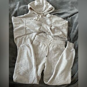 Sold Out NYC Cream Hoodie and Jogger Set